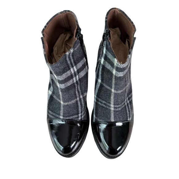 Eric Michael Gray Tartan Plaid Ankle Boots Patent Leather Cap Toe Side Zip, 6.5 - Picture 3 of 9